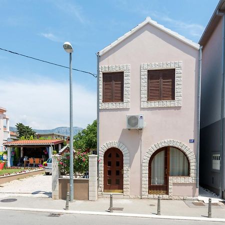 Apartments By The Sea Kastel Stari, Kastela - 15894 外观 照片